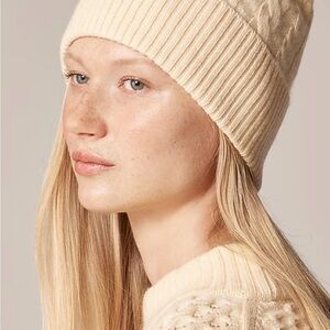 J. Crew Cashmere Soft Pastel Yellow Cable Knit Hat and Scarf 🧣